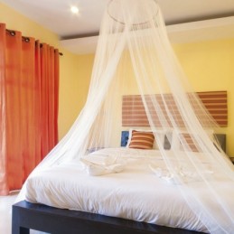 MOSQUITERA  P/ CAMA DOBLE....